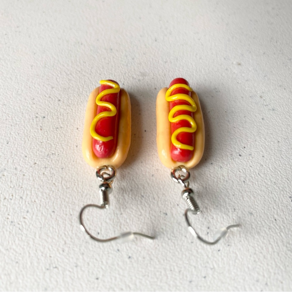 Handmade Hotdog Earrings 🌭 - Picture 3 of 6